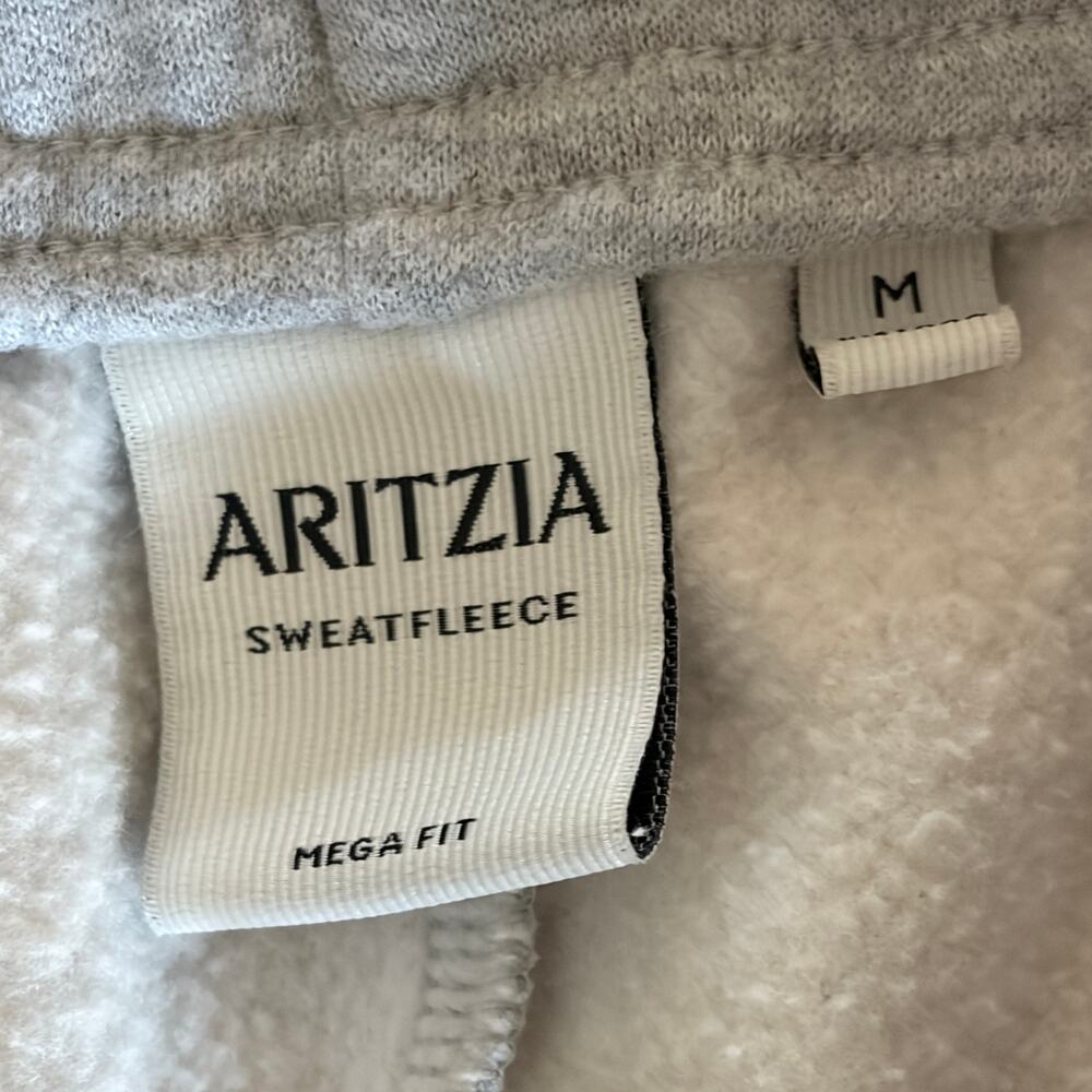 Aritzia Gray Mega Fit Sweatfleece Sweatpants Pants Womens Size Medium - Picture 4 of 5